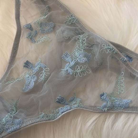 NWOT FeLina Lingerie Thong - Picture 2 of 5